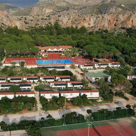 Happy Camp In El Bahira Camping Village San Vito Lo Capo Luaran gambar
